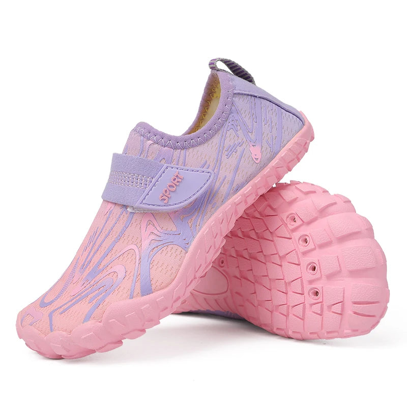 NOWE dziecięce buty plażowe do szybkiego nurkowania dla chłopców i dziewczynek Qianjiang, buty do pływania, buty na podłogę do fitnessu w pomieszczeniach, buty łazienkowe 29-38#