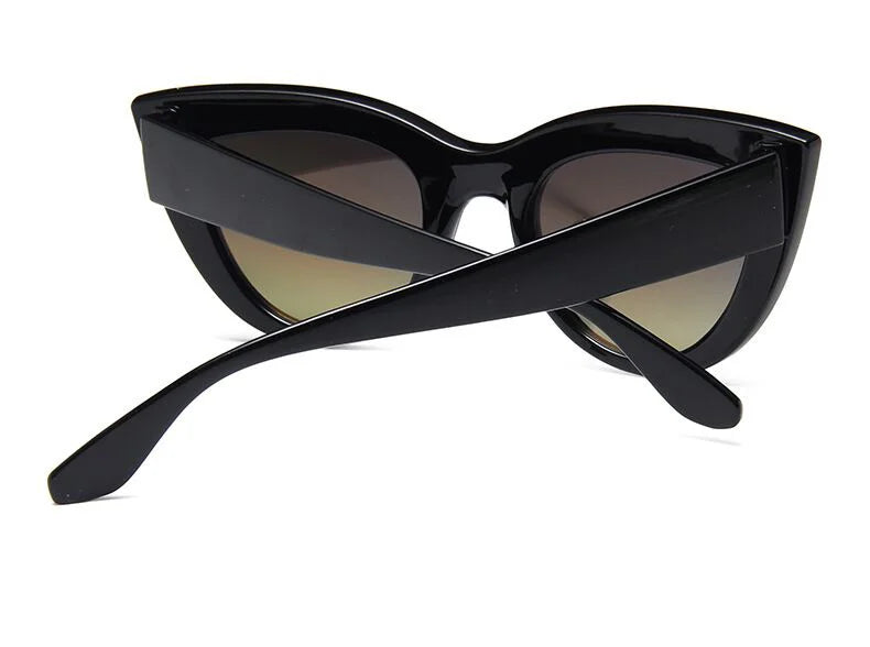 New Retro Fashion Sunglasses Woman Brand Designer Vintage Cat Eye Black Sun Glasses Female Lady UV400 Oculos