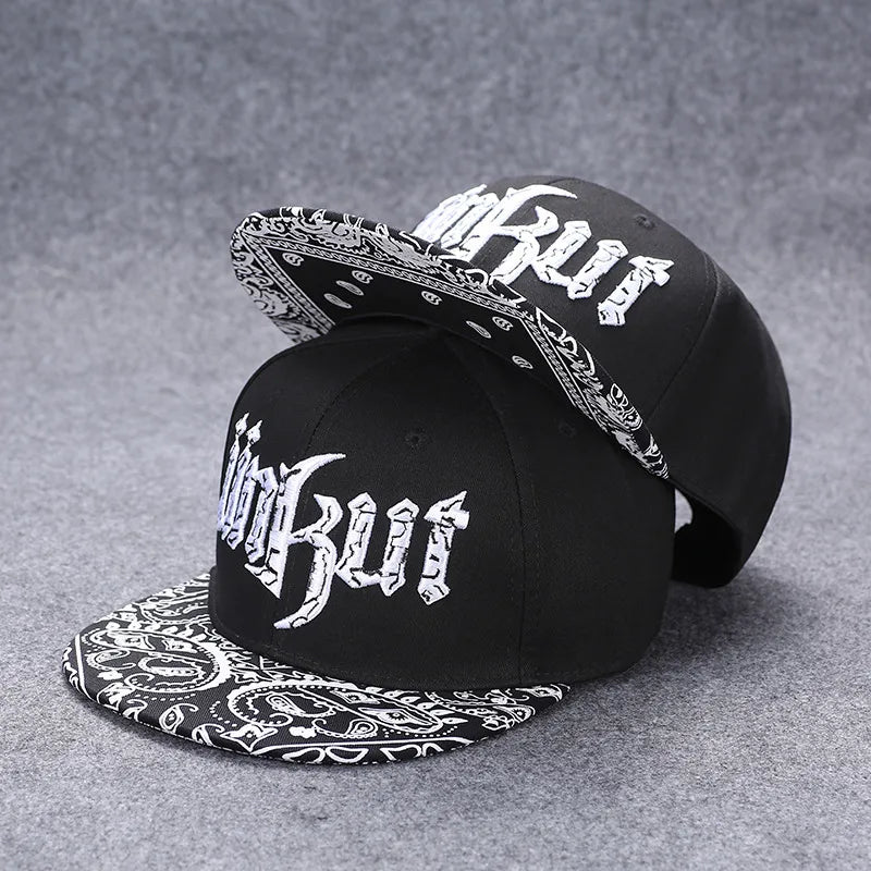 Baseballcap mit flachem Schirm, Buchstabenstickerei für Herren, vielseitig kombinierbar, Damen-Sommer-Hip-Hop-Hut, Outdoor-Sonnenschutz, verstellbare Schirmmütze