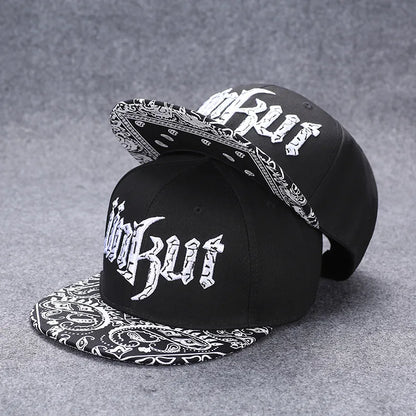 Baseballcap mit flachem Schirm, Buchstabenstickerei für Herren, vielseitig kombinierbar, Damen-Sommer-Hip-Hop-Hut, Outdoor-Sonnenschutz, verstellbare Schirmmütze