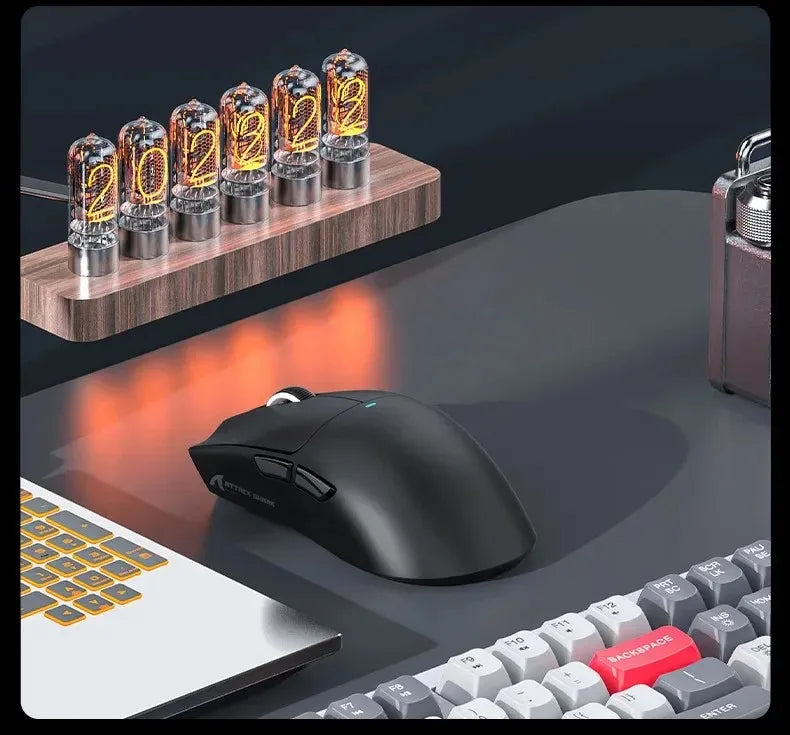Ratón gaming inalámbrico ultraligero ATTACK SHARK X11SE, vida útil de 20 millones de clics, PAW3311 Gaming, 22KDPI, 400IPS, 40G, 1KHz, 65 horas, 30mAH
