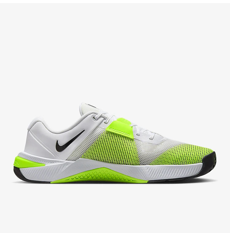 Nike, aidot Metcon 10 -miesten sisäkäyttöön tarkoitetut matalaprofiiliset, ohutpohjaiset kuntoilukengät HJ1875-101