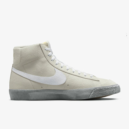 Nike Original Blazer Mid '77 SE Herren-Freizeit-Sportschuhe DV0797-100