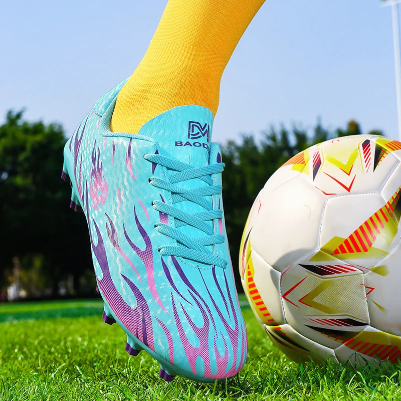Nouvelles chaussures de football pour homme, chaussures de football professionnelles, baskets confortables pour les matchs en plein air, chaussures de sport antidérapantes pour garçons, unisexe