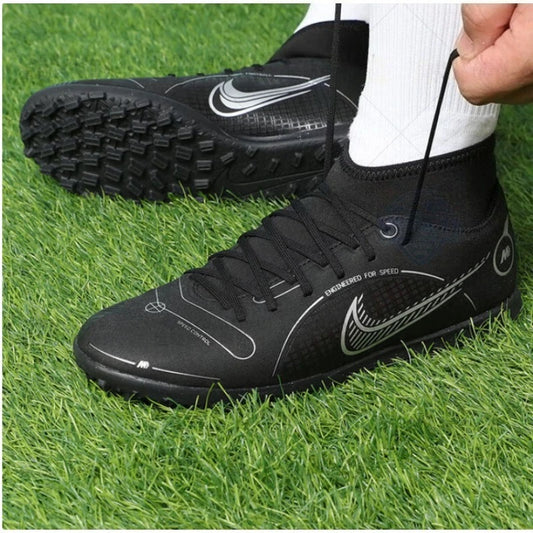 Pánske polovičné tenisky Nike SUPERFLY 10 ACADEMY so športovým motívom Frisbee, futbalové topánky s rozbitým nechtom DJ2909-007