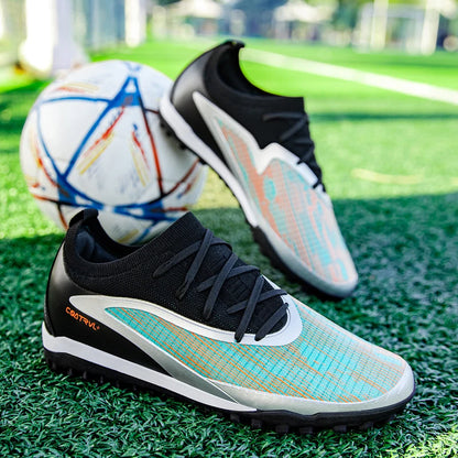 Nouvelles chaussures de football pour hommes, crampons longs pour adultes, chaussures de sport pour l'entraînement en extérieur, respirantes, antidérapantes, confortables pour les garçons, pour les matchs