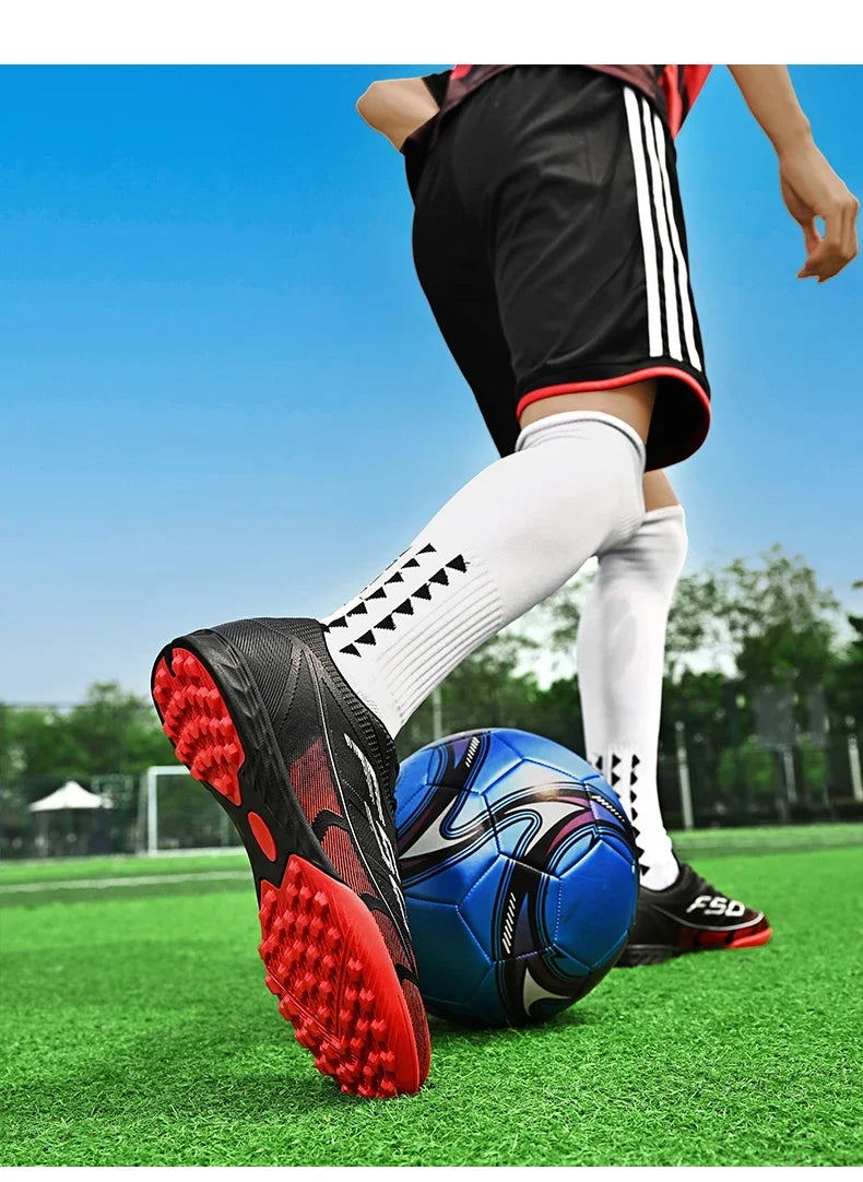 Nouvelles chaussures de football pour hommes, chaussures de sport respirantes, antidérapantes, de haute qualité, chaussures de football pour match en plein air, futsal, haute cheville, ultralégères