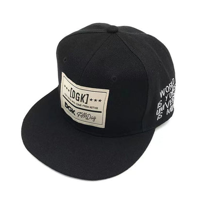 Baseballcap mit flachem Schirm, Buchstabenstickerei für Herren, vielseitig kombinierbar, Damen-Sommer-Hip-Hop-Hut, Outdoor-Sonnenschutz, verstellbare Schirmmütze