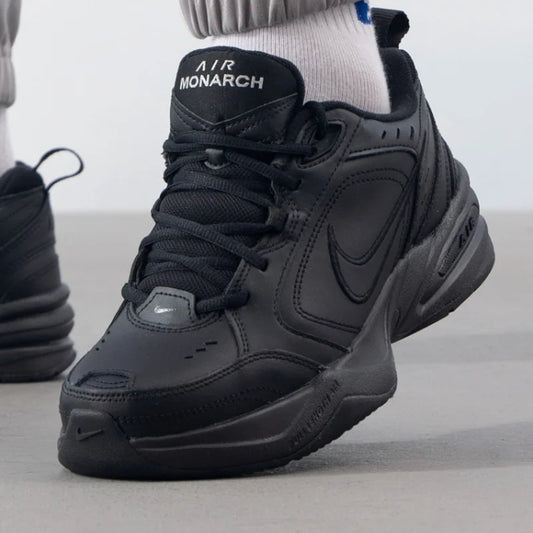 Nike muške Air Monarch IV crne Triple Black tenisice za trčanje za očeve 415445-001