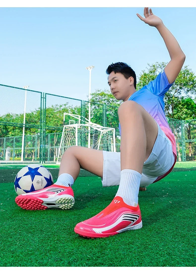Nouvelles chaussures de football pour hommes, baskets de futsal très populaires, chaussures de football pour matchs sur gazon, entraînement, chaussures de football de haute qualité, crampons antidérapants, pour intérieur