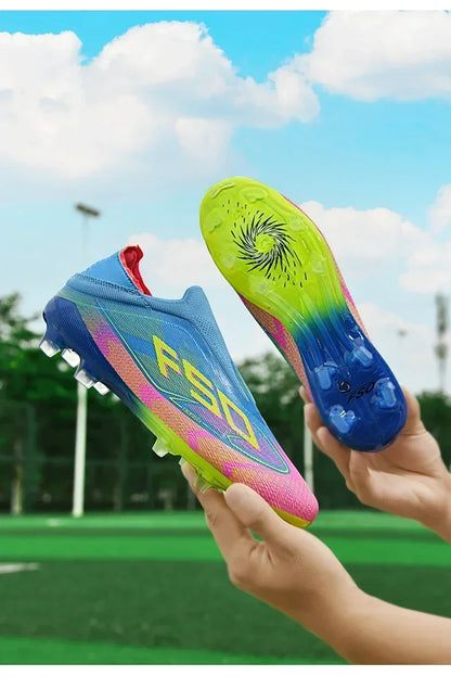 Nouvelles Chaussures de Football pour Hommes – Crampons d'Extérieur pour Entraînement sur Gazon – Baskets Mi-Montantes Légères Antidérapantes de Haute Qualité – Meilleures Ventes