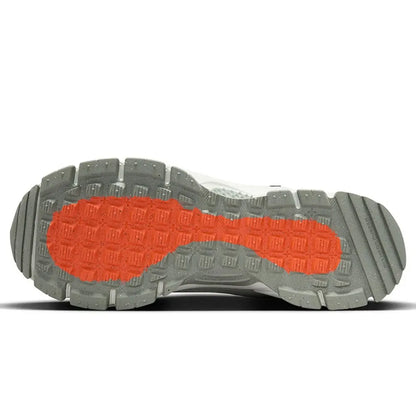 Nike Zoom Vomero 5 ROAM Low-Top Outdoor-Laufschuhe für Herren FV2295-001