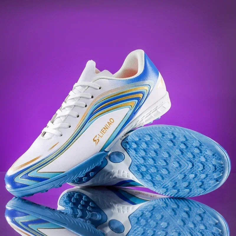 Nouvelles chaussures de football pour hommes, crampons de futsal, chaussures de soccer, chaussures de match, baskets d'intérieur de haute qualité, best-seller, antidérapantes, pour entraînement et extérieur