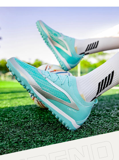 Nouvelles chaussures de football pour hommes, crampons longs pour adultes, chaussures de sport pour l'entraînement en extérieur, respirantes, antidérapantes, confortables pour les garçons, pour les matchs
