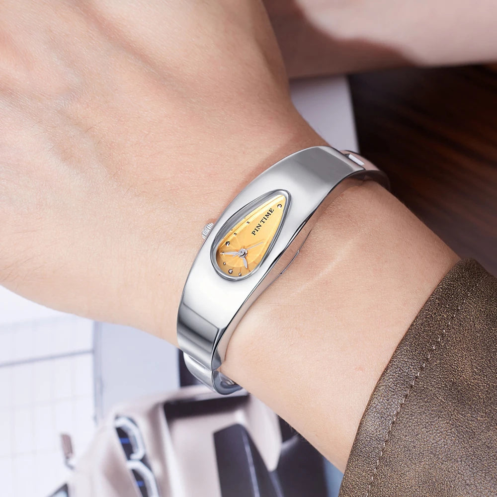 y2k watch shaped teardrop bracelet watch female couple light luxury senior sense of antique wind Gift Ladies' Quartz Wristwatch