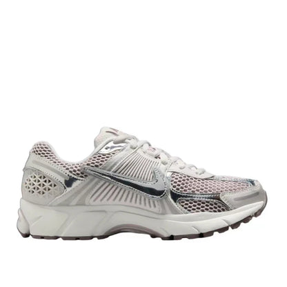 Nike Zoom Vomero 5 Bequeme, vielseitige, strapazierfähige und atmungsaktive Low-Top-Laufschuhe für Damen Silber HV6417-001