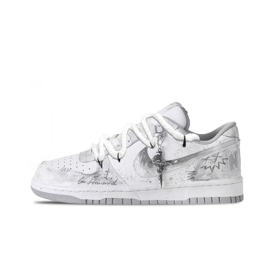 Skräddarsydda sneakers från Nike: Big Cold Fog Rose Retro High Street & Chinese Ink Wash – halkfria låga skateskor för män
