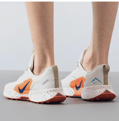 Nike originalni novi moški lahki in dihalni tekaški čevlji za zunanjo uporabo FQ0904-002