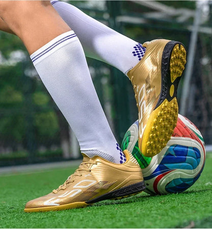 Nouvelles chaussures de football pour hommes, chaussures d'entraînement, baskets professionnelles, chaussures de match sur gazon, chaussures de football antidérapantes pour l'extérieur, chaussures de sport ultralégères,