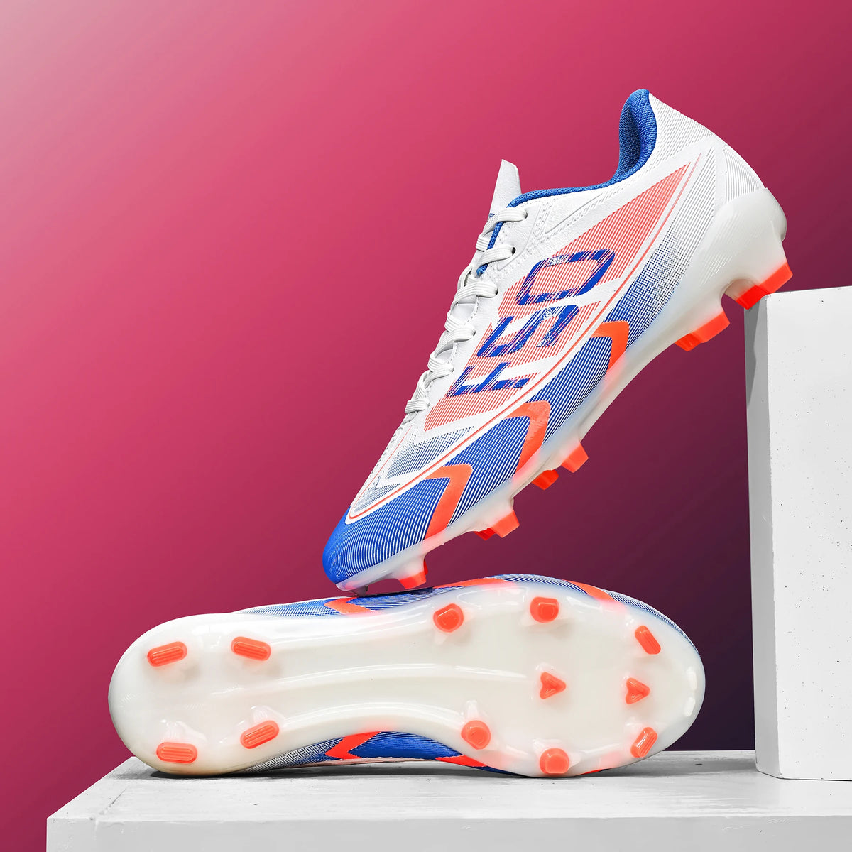 Chaussures de football pour adultes, modèle AG FG, avec crampons longs renforcés, empeigne respirante en PU, chaussures de football unisexes pour matchs sur gazon synthétique.