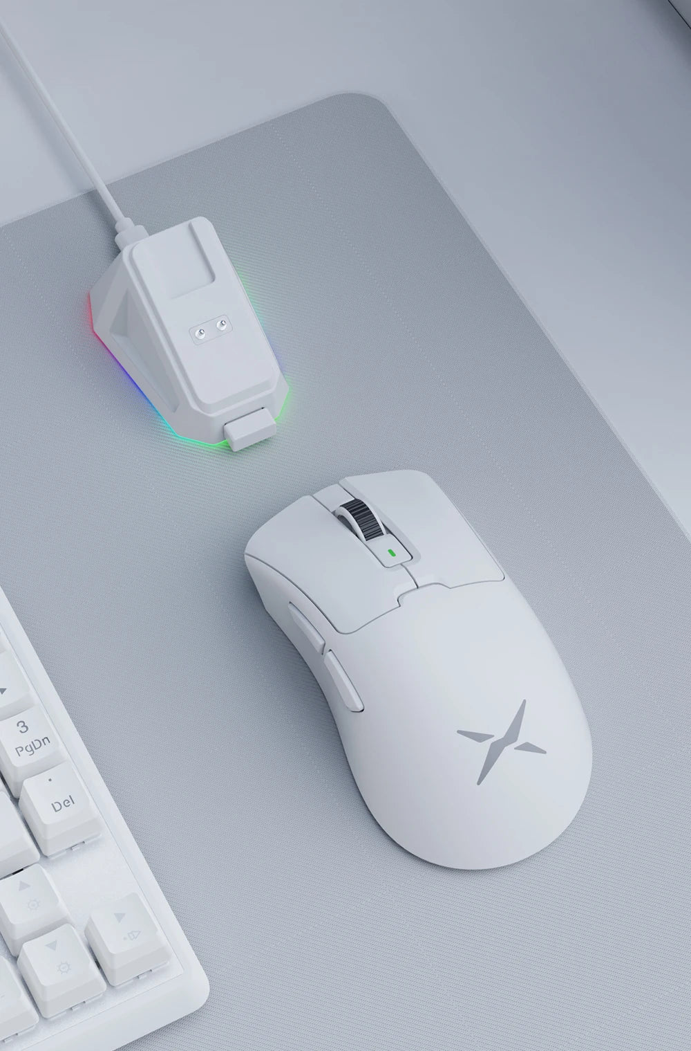 Delux M900Pro Ergonomic Wireless Gaming Mouse 8K PAW3395 Magnetic RGB Charging Dock Rechargeable Wired Mice for Big Hand PC