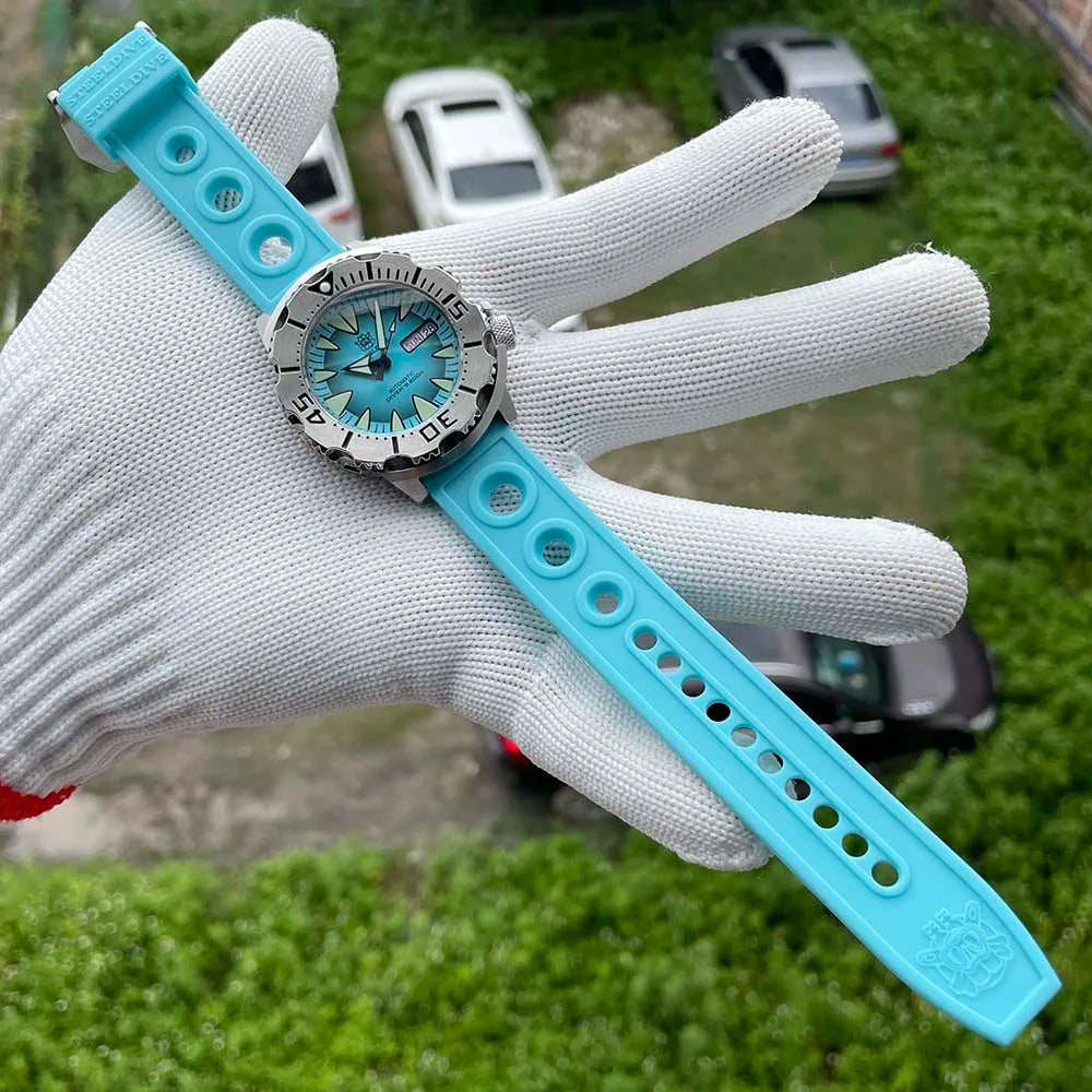 STEELDIVE SD1984 New Arrival 42.2MM M onster 200M Waterproof NH36 Day Function Sapphire Glass Automatic Movement Steel Bracelet