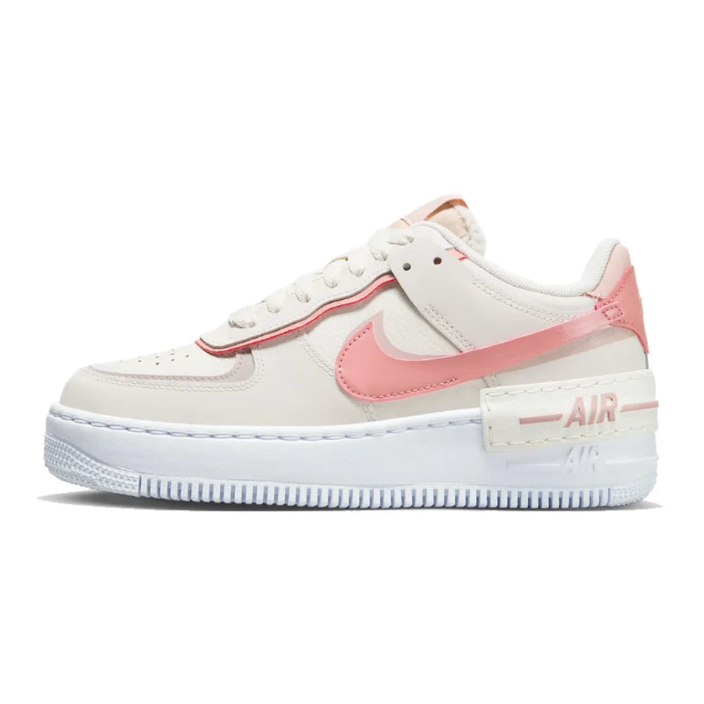 „Nike Air Force 1“ sportiniai bateliai: neslystantys, atsparūs nusidėvėjimui, klasikiniai, universalūs kasdieniai batai, riedlentininkų batai. Modelis: DZ1847-001