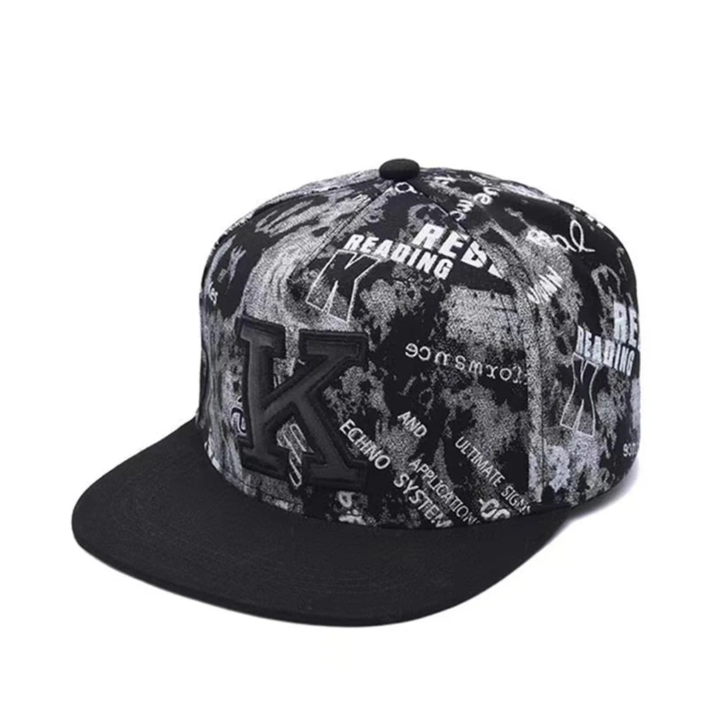 Baseballcap mit flachem Schirm, Buchstabenstickerei für Herren, vielseitig kombinierbar, Damen-Sommer-Hip-Hop-Hut, Outdoor-Sonnenschutz, verstellbare Schirmmütze