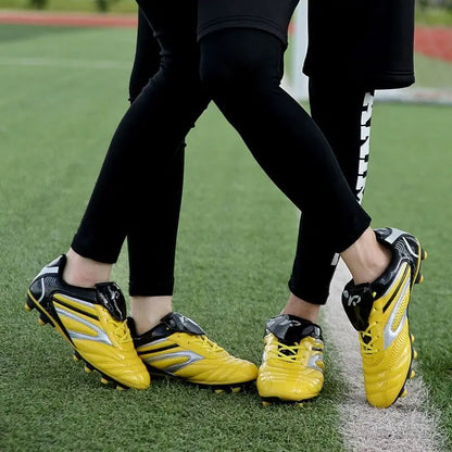 Hommes Football bottes de Football athlétique enfants chaussures de Football nouveau cuir haut mâle crampons formation Football baskets Sport