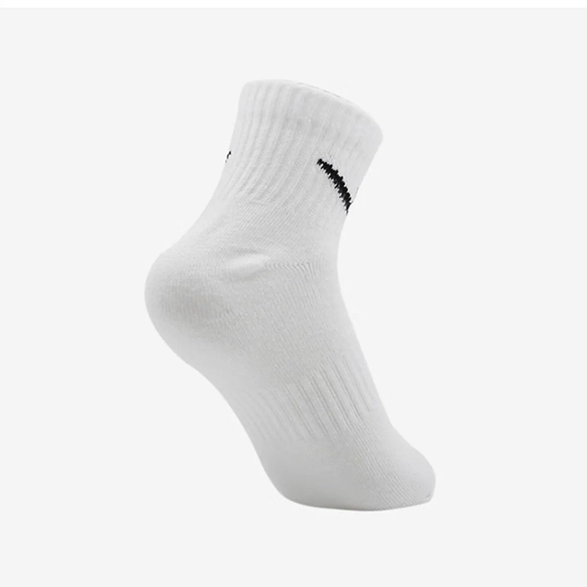 Skarpety Nike Skarpety koszykarskie Nike z podgrubioną stopą Długie skarpety sportowe z technologią Dri-FIT zapewniającą oddychalność, zestaw 3 par SX7667-100
