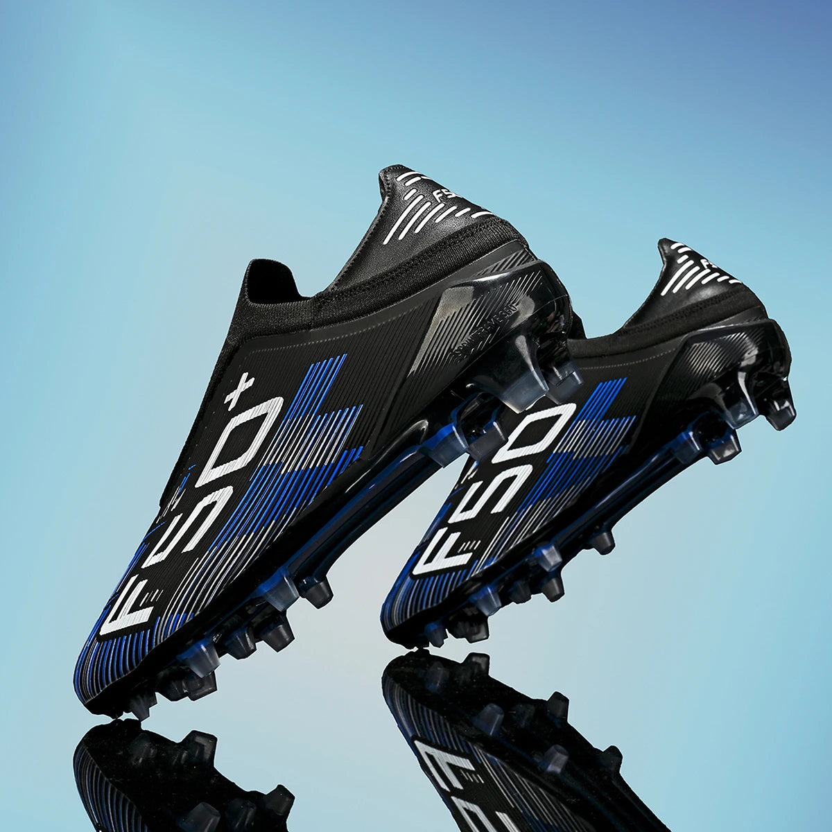 Nouvelles chaussures de football ultra-légères pour hommes, crampons de haute qualité, vente chaude, chaussures de football professionnelles unisexes TF/FG, baskets de futsal