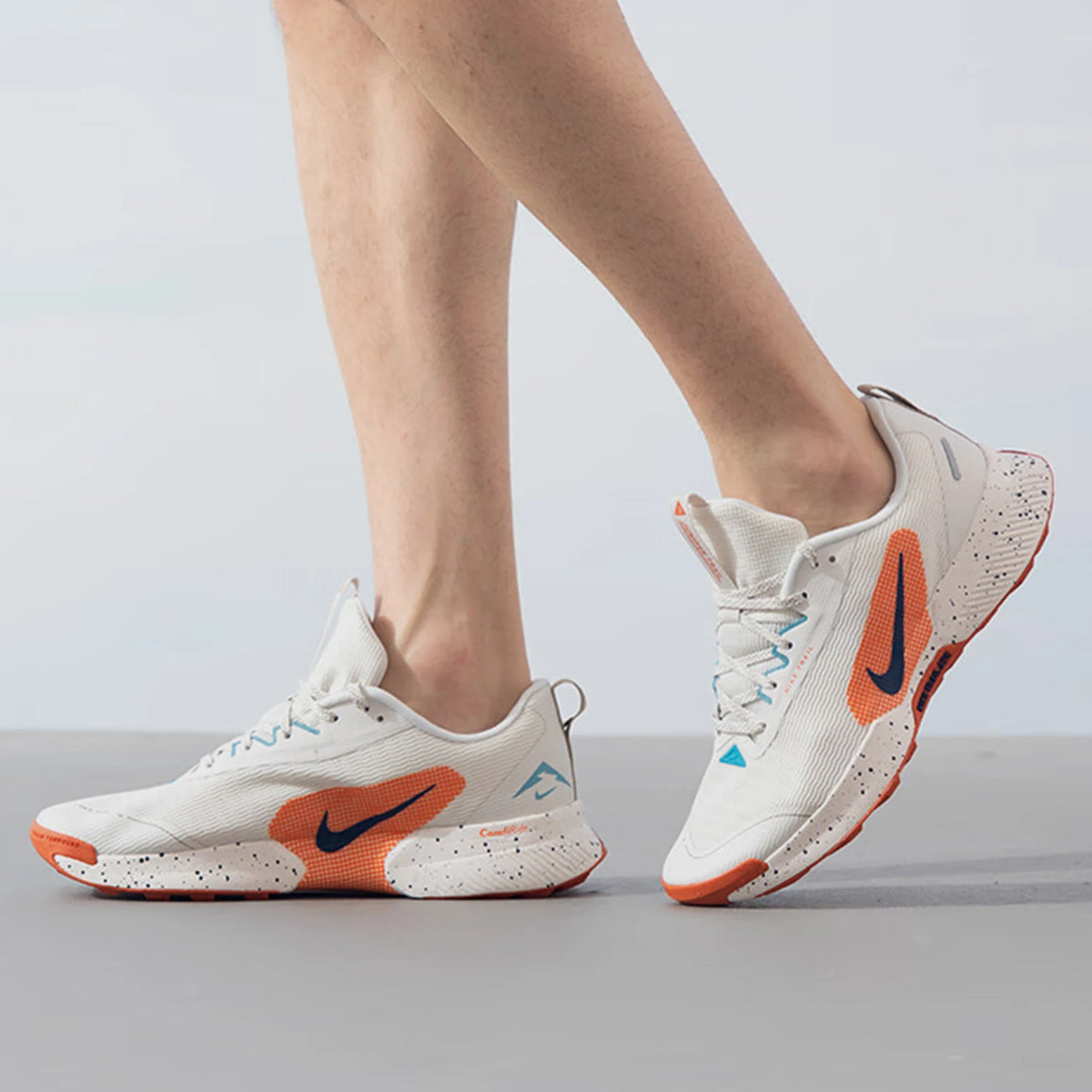Nike originalni novi moški lahki in dihalni tekaški čevlji za zunanjo uporabo FQ0904-002