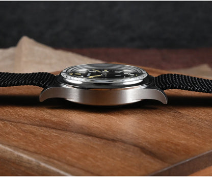 San Martin 36mm Men Pilot Watch VH31 Mechaquartz Movement Sweep Second Quartz Series Simple Style Nylon Strap 10 Bar Luminous