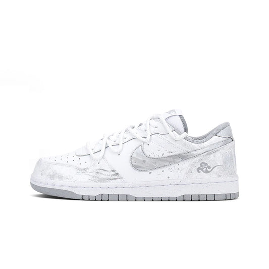 Skräddarsydda sneakers Nike Big Cloud Step Handmålade sneakers i orientalisk tie-dye-stil med presentpåse, unisex