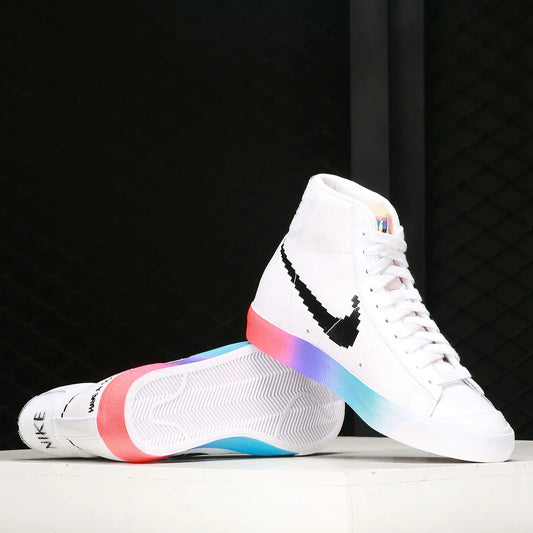 Nike Authentic BLAZER MID '77 Damen-Freizeitsneaker DC3281-101
