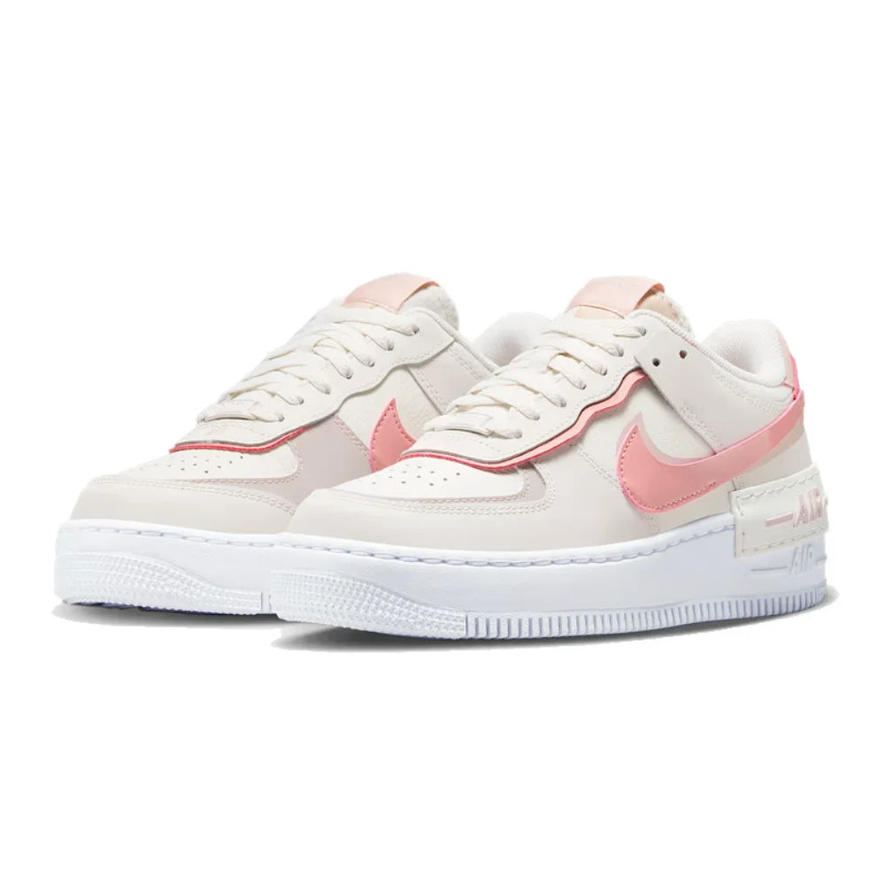 „Nike Air Force 1“ sportiniai bateliai: neslystantys, atsparūs nusidėvėjimui, klasikiniai, universalūs kasdieniai batai, riedlentininkų batai. Modelis: DZ1847-001