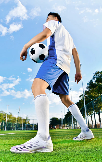Nouvelles chaussures de football pour hommes, crampons antidérapants pour terrain en herbe, chaussures de football montantes de haute qualité, baskets de futsal, chaussures d'intérieur, chaussures d'extérieur, meilleures