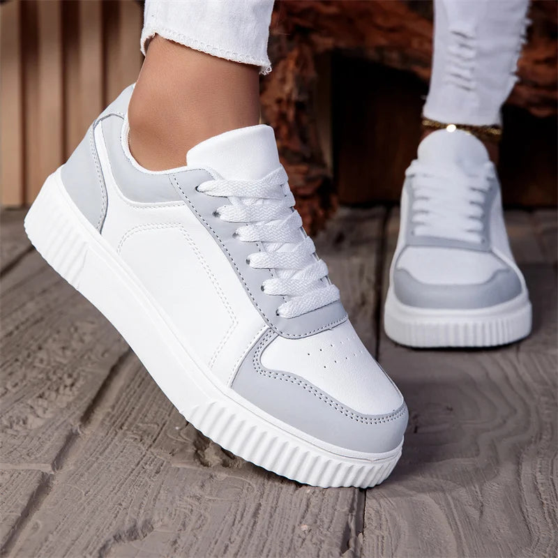 ZERJER Baskets unisexes, nouvelle collection, grandes tailles, chaussures de sport rétro classiques pour hommes, chaussures de skate, chaussures de tennis blanches à semelle épaisse, couleur unie