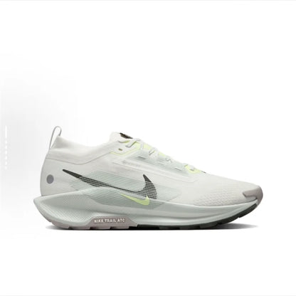 Pánské nízké běžecké boty Nike Pegasus Trail 5 GORE-TEX – protiskluzové, odolné, pohodlné, prodyšné FQ0908-102
