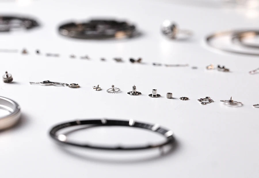 AGELOCER Limited Edition „Ice Never Melts“ Luxuriöse mechanische Handaufzugsuhr mit Free-sprung Crystal Tourbillon