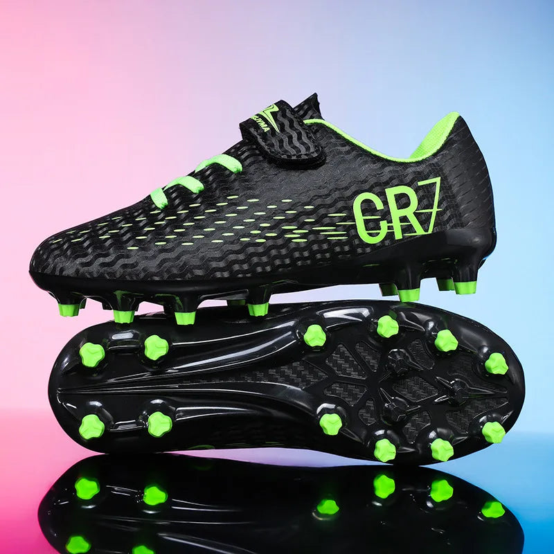 Nouvelles chaussures de football pour enfants, chaussures de sport d'extérieur, chaussures de football pour garçons et filles, chaussures de football à boucles, chaussures de futsal, pointures 28-39