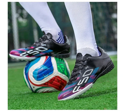 Nouvelles chaussures de football pour hommes, chaussures d'entraînement, baskets professionnelles, chaussures de match sur gazon, chaussures de football antidérapantes pour l'extérieur, chaussures de sport ultralégères,