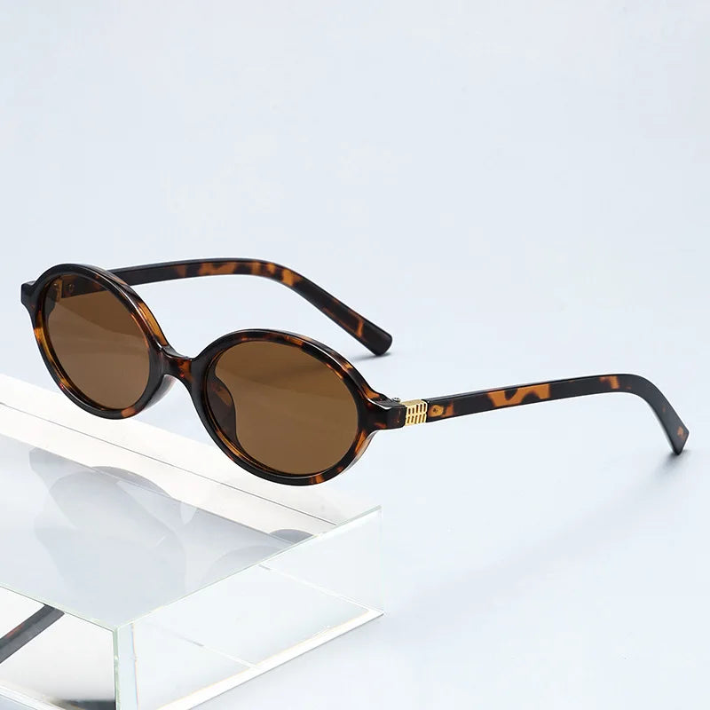 Small Fashion Oval Leopard Sunglasses Women Lovely Ins No Makeup Anti Blue Light Glasses Cute Decorative Computer Glasses 선글라