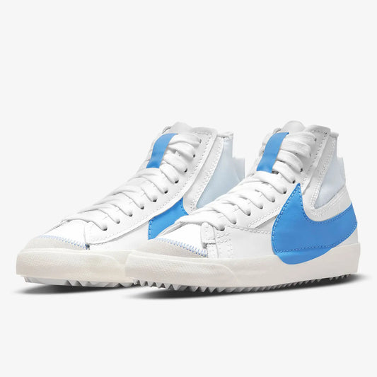 Pohodlné a odolné pánske vysoké voľnočasové tenisky Nike DD3111
