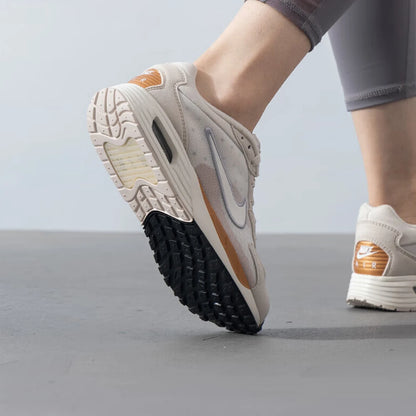 Zapatillas de running ligeras Nike Air Max Solo auténticas para mujer FN0784-105