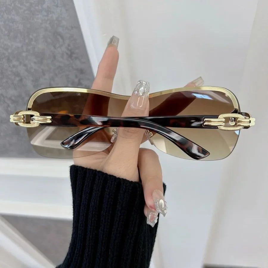 Casual Square Sunglasses Women Men Gradient Sun Glasses Female Male Designer Brand Lovely Travel Outdoor Oculos De Sol
