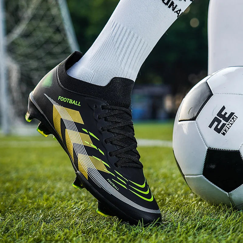 New Men Football Boots Professional Cleats Futsal Match Soccer Shoes Hot Sale TF/FG Unisex Ultralight Sneakers High-quality