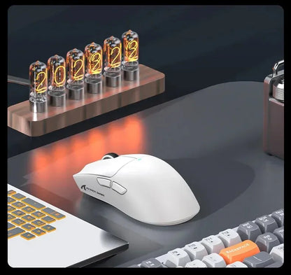 Ratón gaming inalámbrico ultraligero ATTACK SHARK X11SE, vida útil de 20 millones de clics, PAW3311 Gaming, 22KDPI, 400IPS, 40G, 1KHz, 65 horas, 30mAH