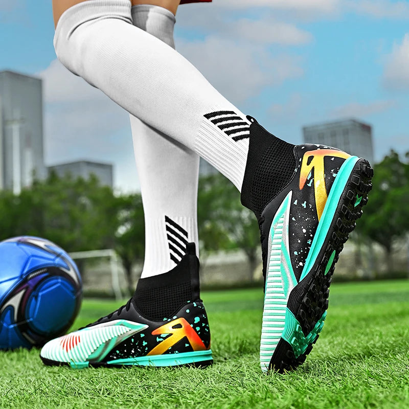 Nouvelles chaussures de football pour hommes, chaussures de sport, chaussures de futsal à cheville haute, chaussures de football de haute qualité, antidérapantes pour intérieur et extérieur, ultralégères, antidérapant