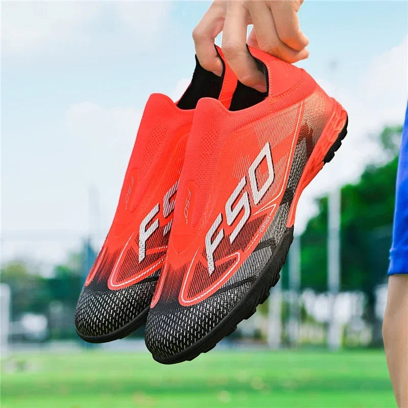Nouvelles chaussures de football pour hommes, chaussures de sport, chaussures de soccer, haute qualité, ultralégères, haute tige, respirantes, futsal, antidérapantes, pour match en extérieur